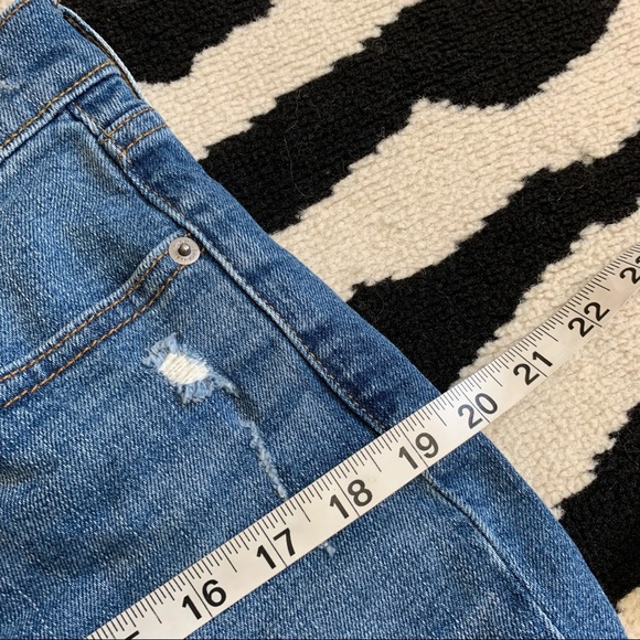 GAP Best Girlfriend Cutoff Denim Shorts Size 30 - Picture 5 of 9